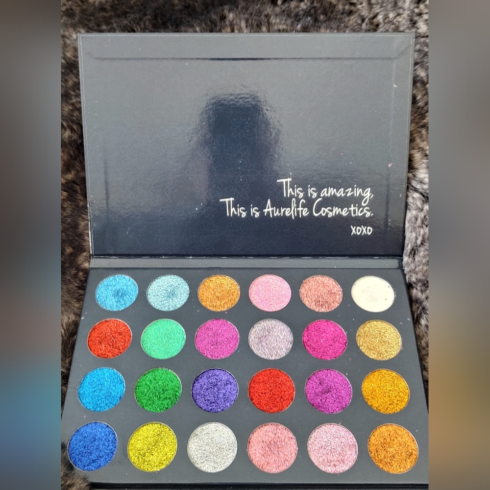 Aurelife 24 Glitters eyeshadow palette